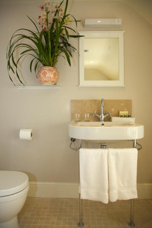 The Bell Guest House Kidlington Room photo