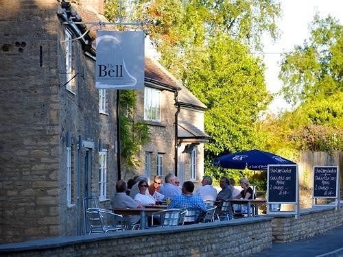 The Bell Guest House Kidlington Exterior photo
