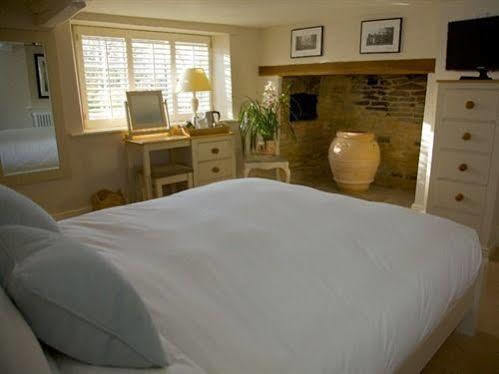 The Bell Guest House Kidlington Exterior photo